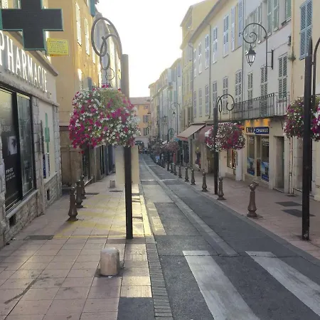 Appartamento Bijou In Safranier - Old Town *