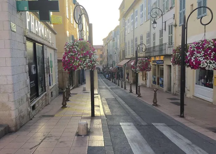 아파트 Bijou In Safranier - Old Town *